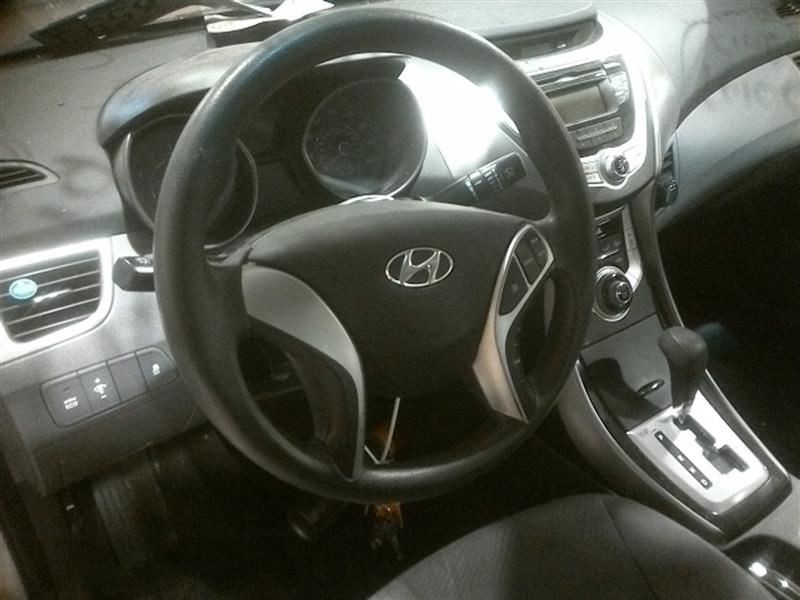 2011-2016 Hyundai ELANTRA Sedan Driver Steering Wheel Air Bag Black