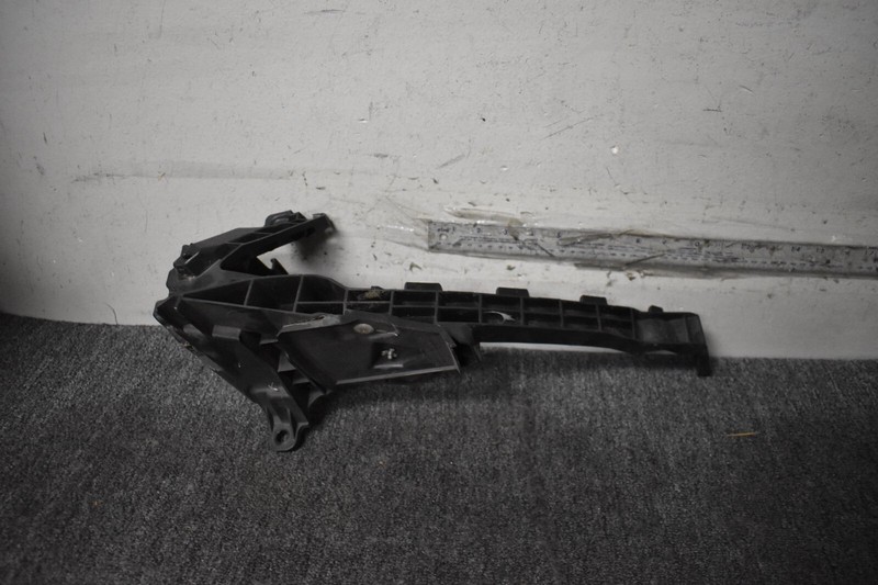 2012-2014 HONDA CR-V HEADLAMP BRACKET FRONT LEFT SIDE FACTORY OEM