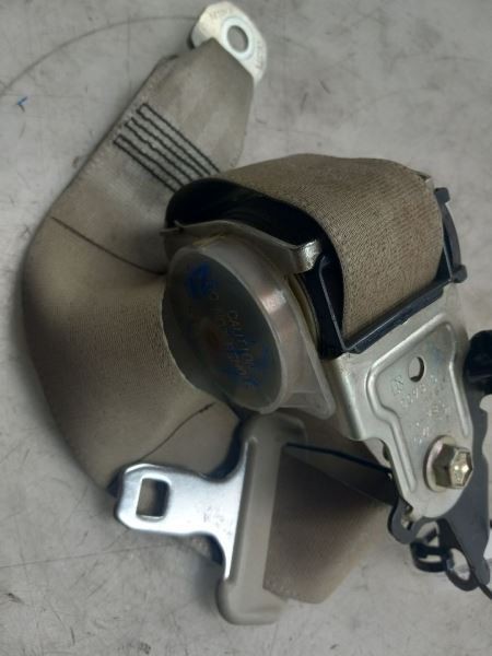 2006 TOYOTA PRIUS PASSENGER SIDE REAR SEAT BELT ASSEMBLY
