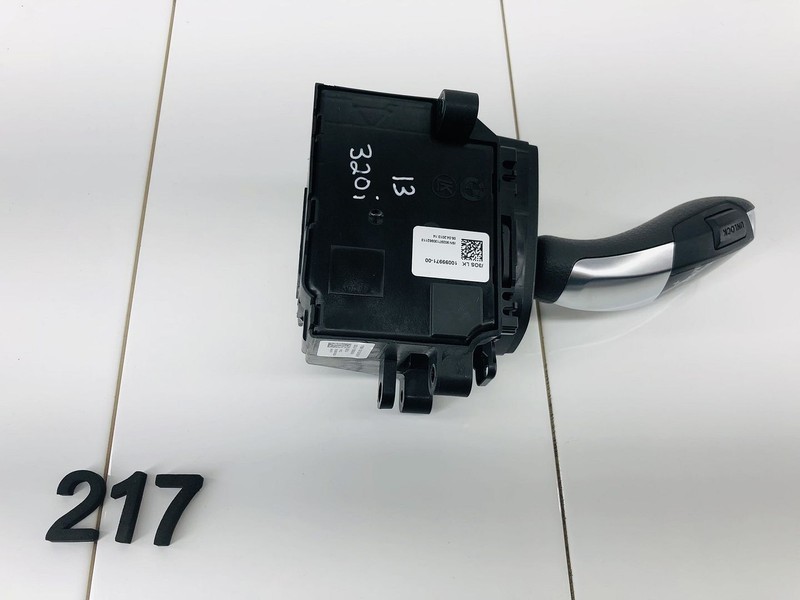 13-18 BMW 320I F30 2.0L AUTOMATIC TRANSMISSION GEAR SHIFTER SELECTOR LEVER OEM