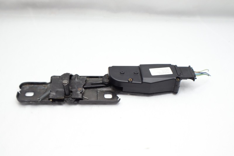 2007-2017 AUDI Q5 Q7 TRUNK TAILGATE LIFTGATE LOCK LATCH STRIKER PLATE MOTOR OEM