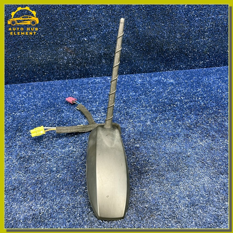 2015-2020 GMC Canyon Roof Antenna Assembly OEM 23345962