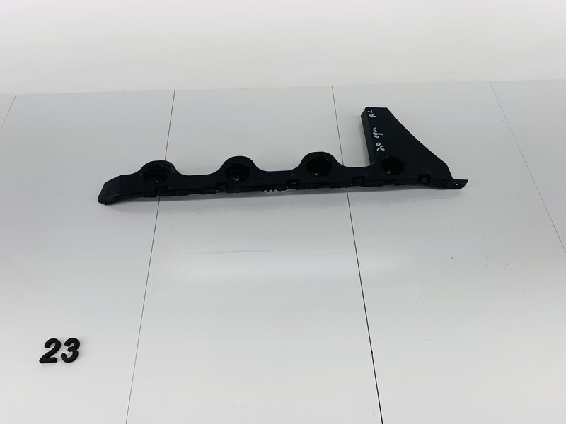 18-24 CHEVROLET EQUINOX REAR LEFT DRIVER SIDE BUMPER MOUNT BRACKET GUIDE OEM
