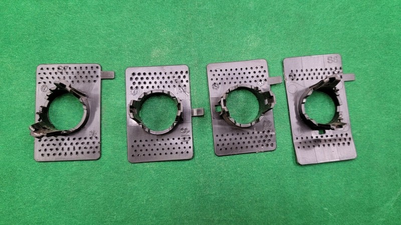 2021 - 2022 BUICK ENVISION Rear BumperParking Sensor Holder Brackets Cover OEM