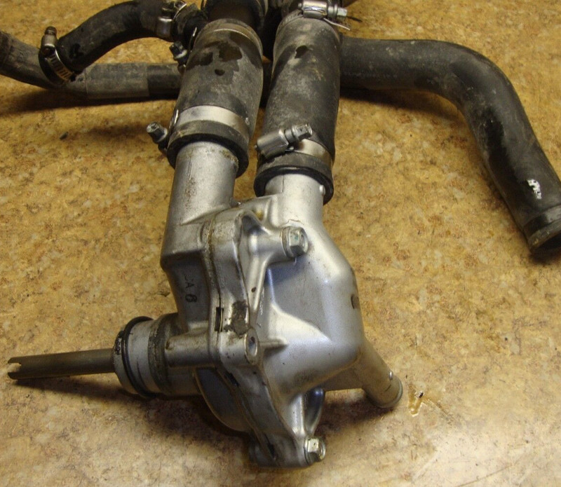 2005 Honda CBR1000RR CBR 1000 RR CBR1000 Engine Water Coolant Pump Motor Cooling