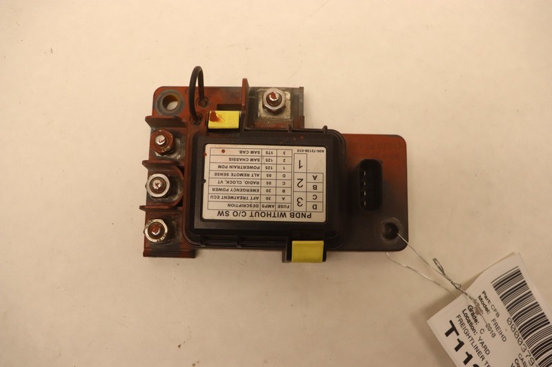2008-2017 FREIGHTLINER CASCADIA 125 TERRA POWER DISTRIBUTION BOX BLOCK OEM