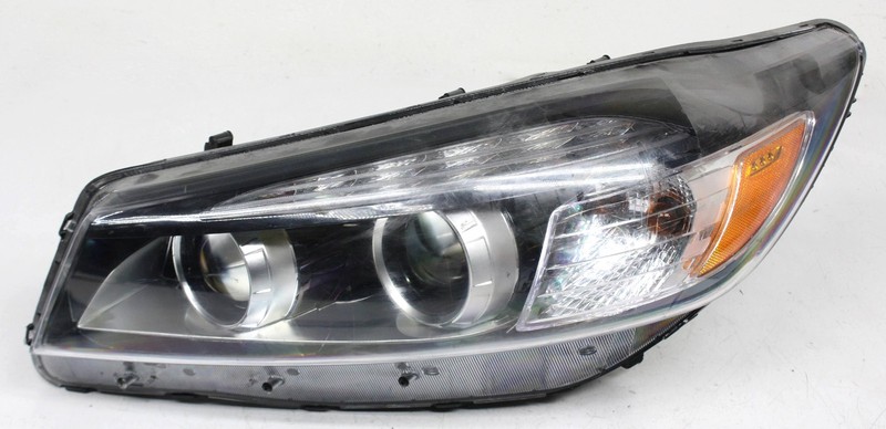 OEM Left Driver Side Halogen Headlamp For KIA Sorento 92101-C6010 Housing Repair