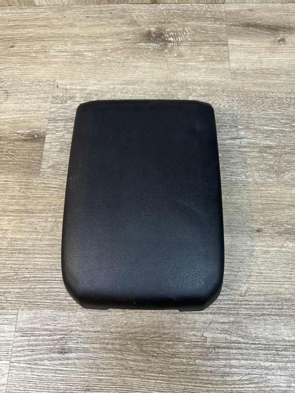 2016-23 TOYOTA TACOMA CENTER CONSOLEARM REST LID COVER OEM 58951-04020