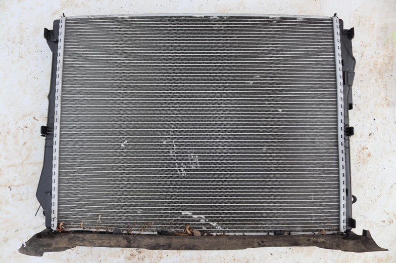 2018-2020 MERCEDES E-CLASS E300 W213 2.0L ENGINE COOLING COOLANT RADIATOR OEM