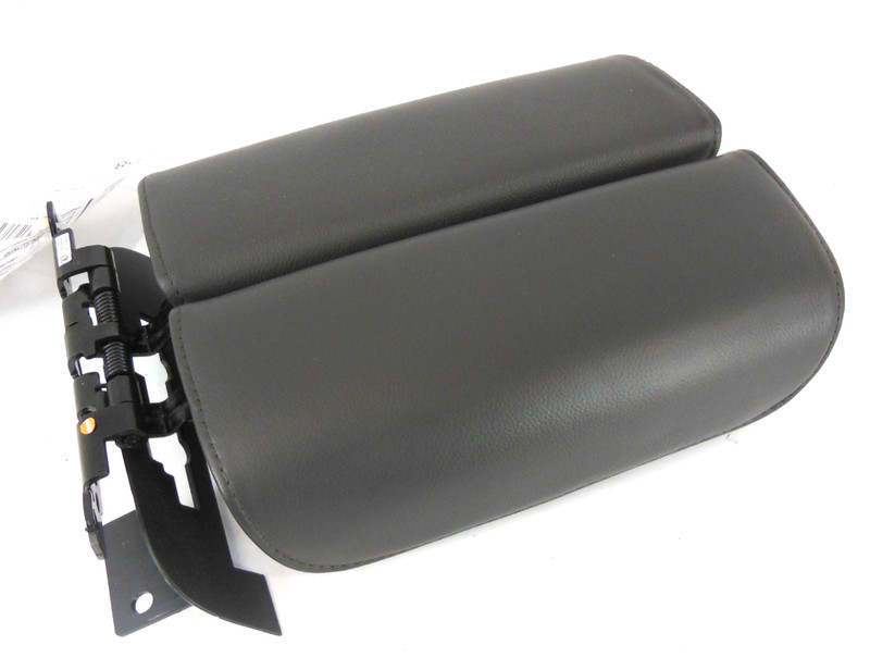 2013-2016 Lincoln MKS Front Center Console Arm Rest Lid W/O Heated Rear Seat OEM