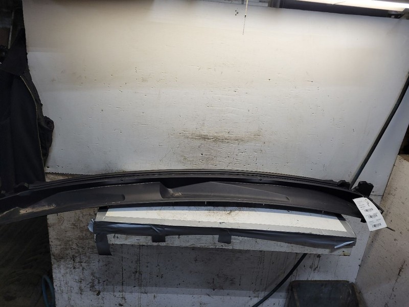 TITAN 2017-2024 Wiper Cowl Vent Panel 1727602