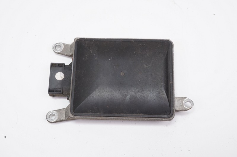 HYUNDAI EQUUS Rear Right Blind Spot Radar Module OEM 2014 - 2016