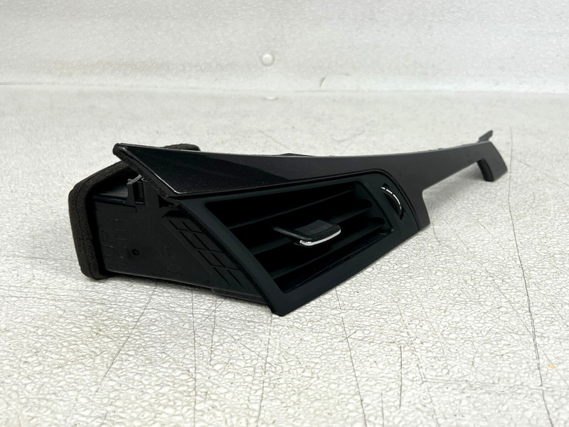 ⭐2014-2020 INFINITI Q50 FRONT RIGHT MIDDLE DASH A/C AIR VENT GRILLE OEM LOT2592