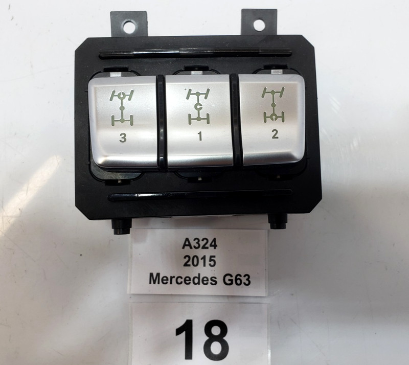 ✅ 2013-2018 OEM Mercedes W463 G550 G63 G65 AMG Center Dash Diff Switch