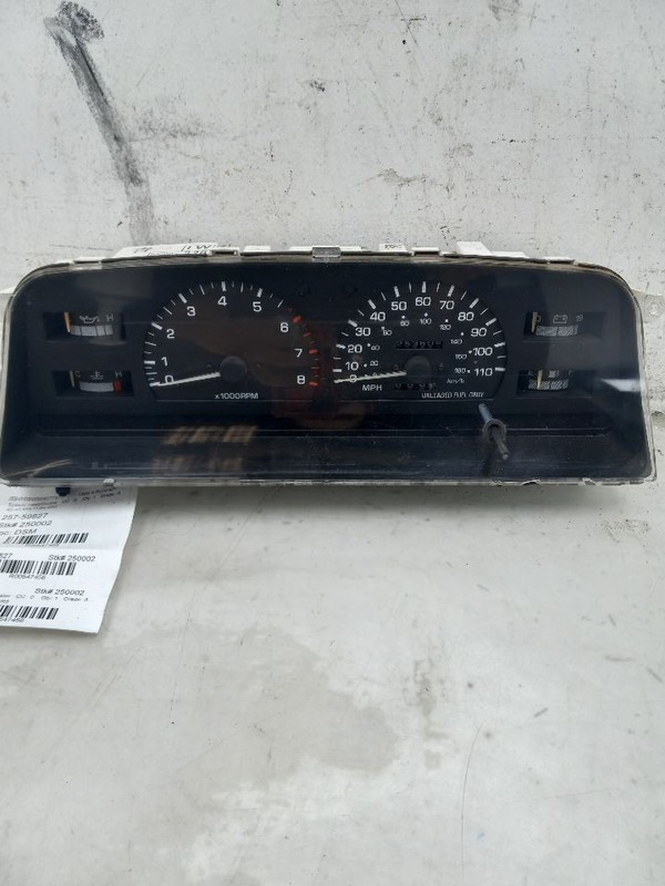 95 TOYOTA 4 RUNNER SPEEDOMETER MPH HEAD ONLY