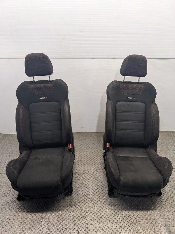 Front Seat Set Driver Passenger Leather Manual Nismo 16-17 JUKE 1167786