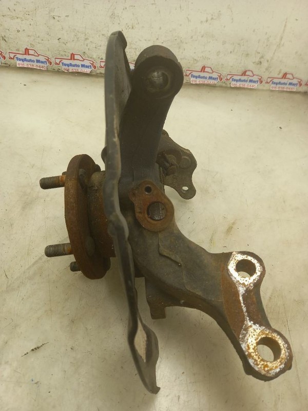 04-17 TOYOTA CAMRY XLE FRONT PASSENGER RIGHT SPINDLE KNUCKLE VIN D 5TH DIGIT
