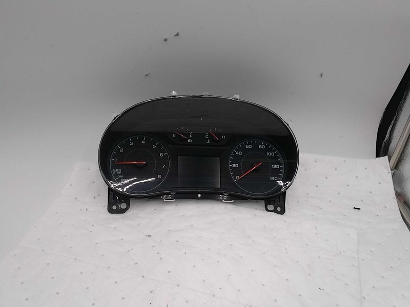 2020 Chevrolet Malibu Speedometer Gauge OEM White 105K Miles NJ25-27128-693868