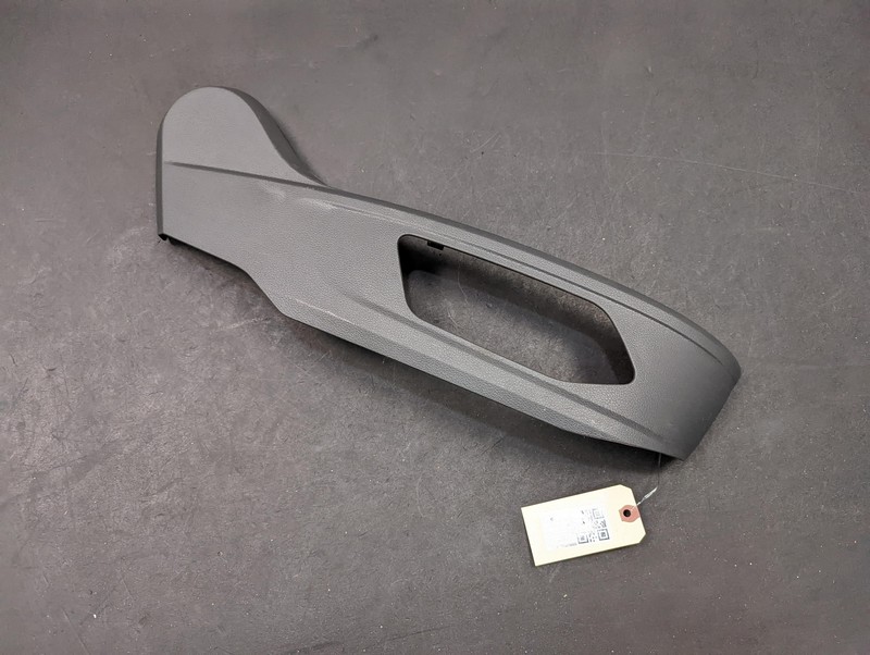 Front Right Seat Outer Side Cover 2021 Hyundai Sonata 88021-L1300-YTH 2020