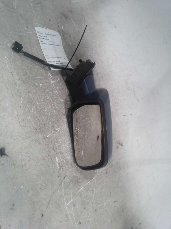 2011 GMC Terrain Right Blue Door Mirror Assembly OEM 233914 - Used, 140K Miles