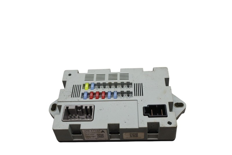 10-17 Jaguar XJ X351 Rear Trunk Relay Junction Fuse Box Fusebox Oem