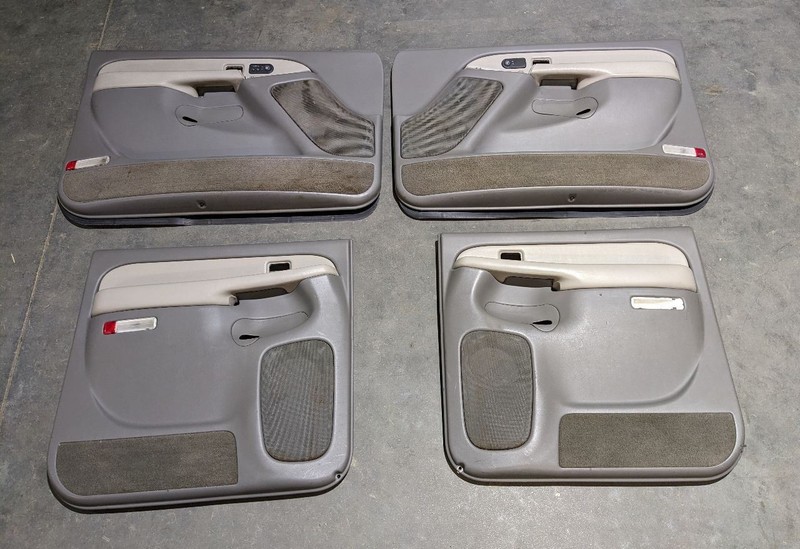 99-01 CHEVY GMC SILVERADO SIERRA TAHOE Interior Door Trim Panels Set Front Rear