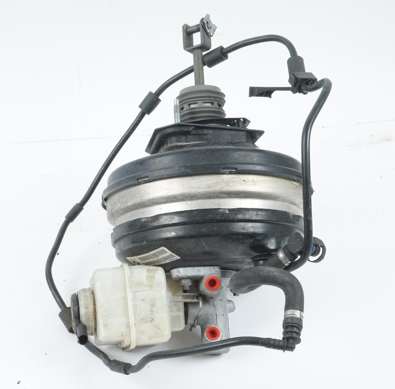 2012 - 2016 BMW 650i RWD POWER BRAKE BOOSTER W/ MASTER CYLINDEROEM