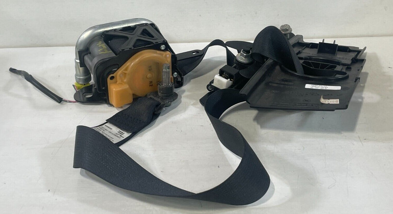 15-19 INFINITI Q70 Q70L FRONT LEFT SEAT BELT RETRACTOR W/ PRE CRASH BLACK #91444