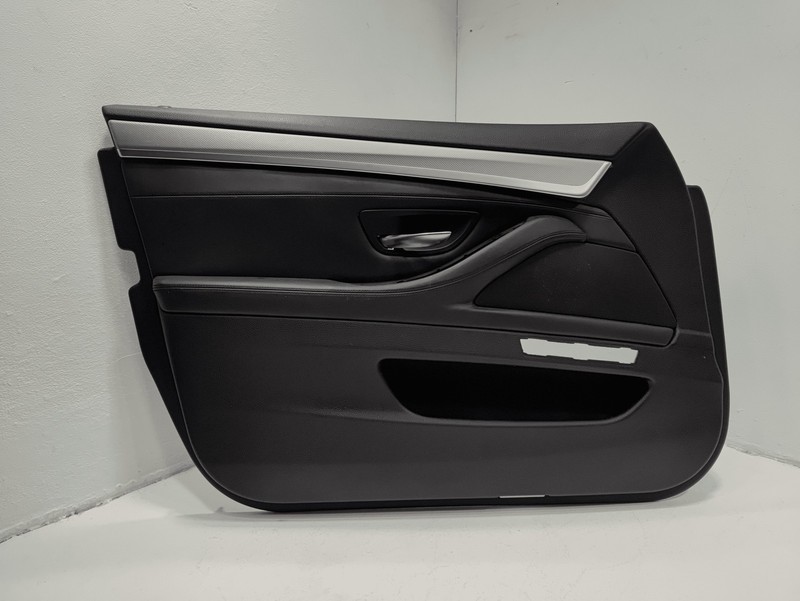 2011-2016 BMW 550i xDrive Front Driver Door Card Panel Leatherette Black OEM
