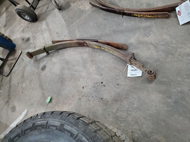 Rear Leaf Spring 4 Leaf Fits 83-94 BLAZER S10/JIMMY S15 303090