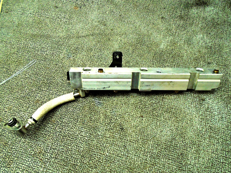 Yamaha Outboard Fuel Delivery Pipe 2 With Fuel Pipe 4 68F-13171/13974-10-00 HPDI