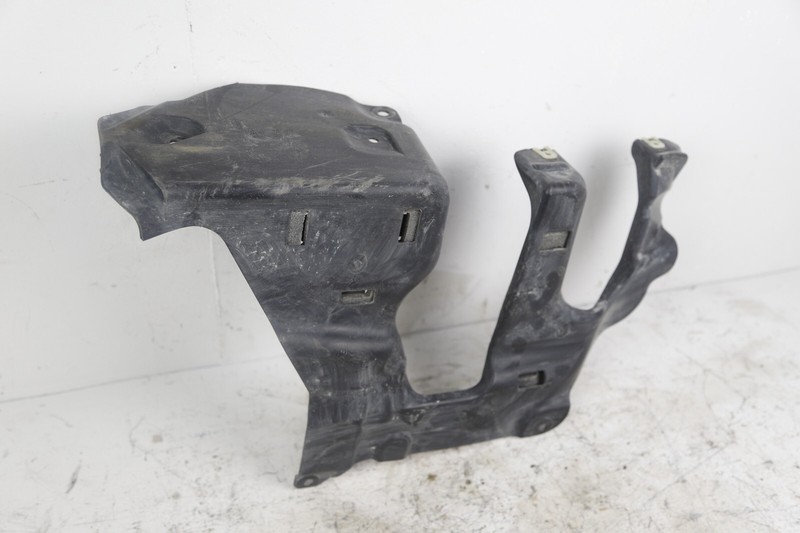 2016-2020 BMW 5 7 SERIES M5 STEERING GEAR RACK LEFT COVER SHIELD OEM