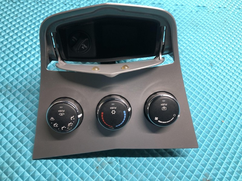 07-10 CHRYSLER SEBRING DODGE AVENGER A/C HEATER CLIMATE TEMP CONTROL