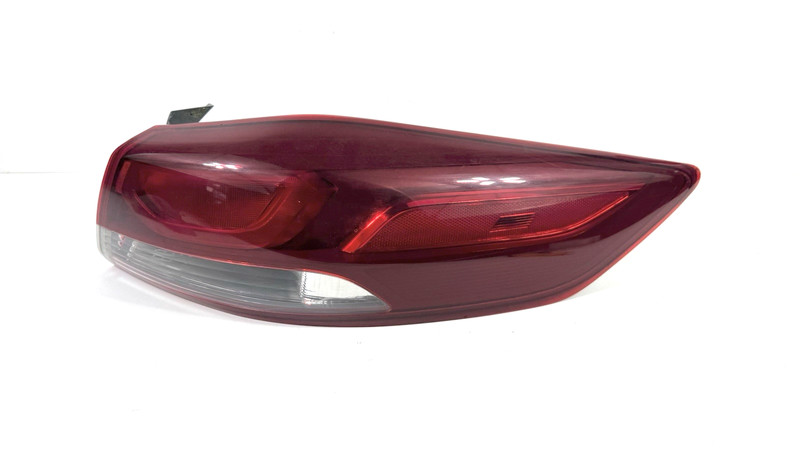 2017-2018 Hyundai Elantra Sedan Only Right Passenger Side Tail Light OEM