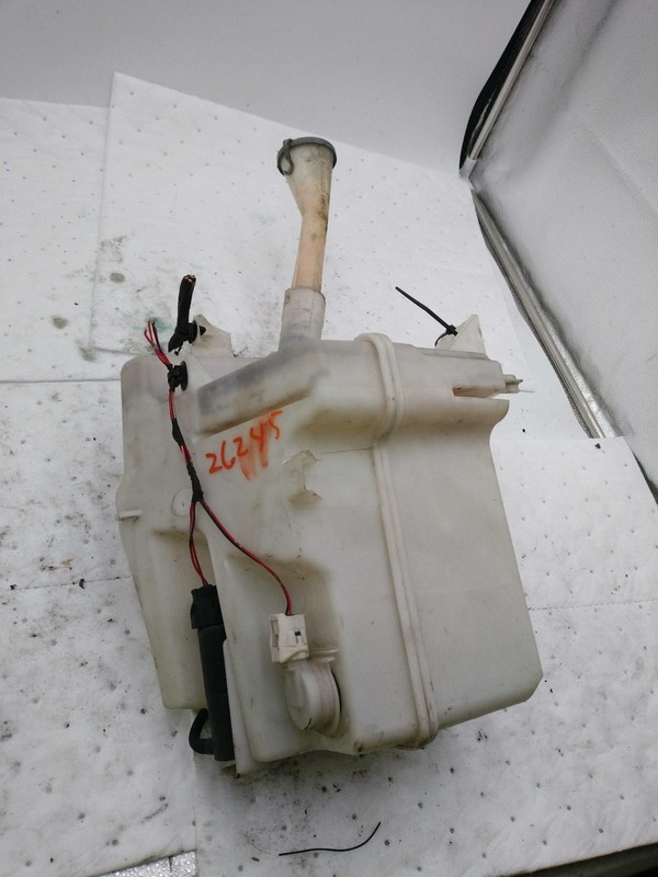 2008 Nissan Altima Washer Fluid Reservoir OEM 28910ZN50A Grey 153K Miles