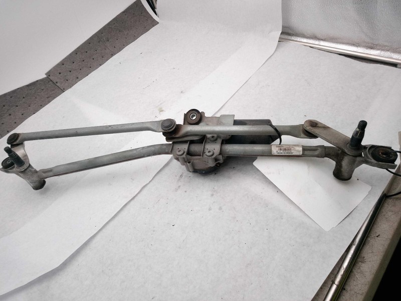 2016 Ford Mustang Wiper Motor OEM FR3B17504AA 80K Miles White