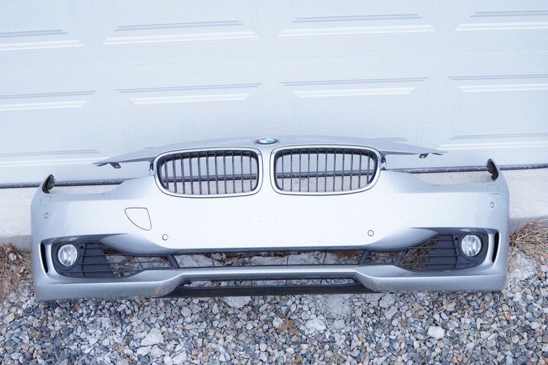 BMW 3 Series Front Bumper Cover Grill 2012 - 2015