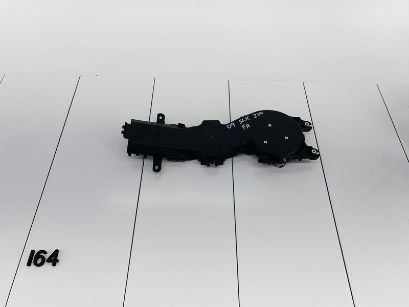 09-11 MERCEDES BENZ SLK300 FRONT RIGHT PASSENGER SIDE SEAT BLOWER MOTOR OEM