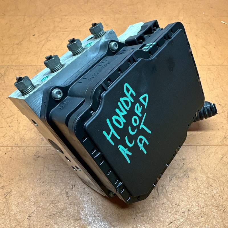 302N26D0635 | 2013 Honda Accord Abs Pump 2.4L Sedan AT OEM | T2FA0 | HBB2N261260