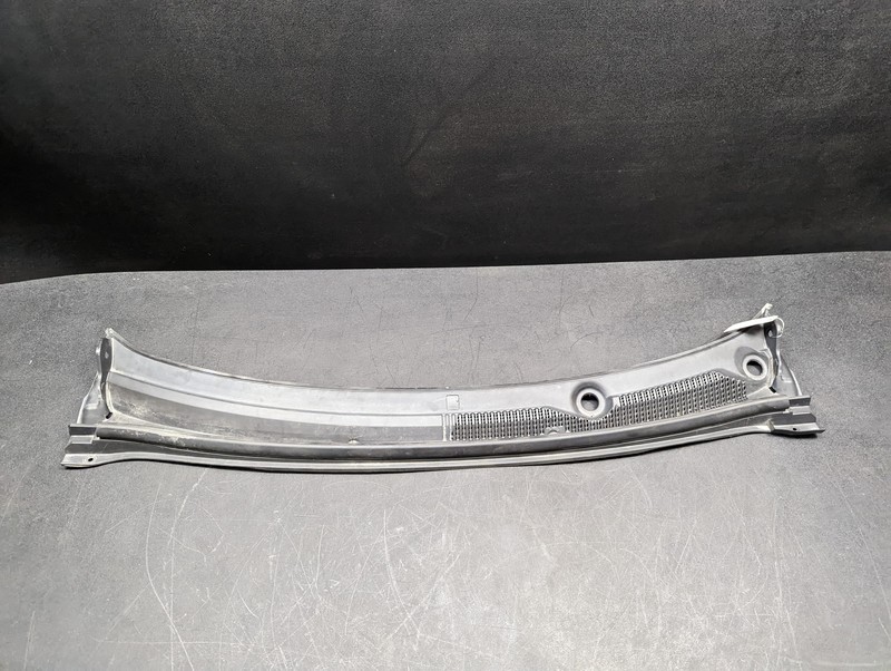 Cowl Vent Panel 2018 Chevrolet Sonic 95493727 2012 - 2015 2016 2017 2019 2020 X