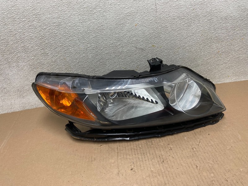 2006 2007 2008 Honda Civic Sedan Right Passenger Headlight Halogen AB5934 DW