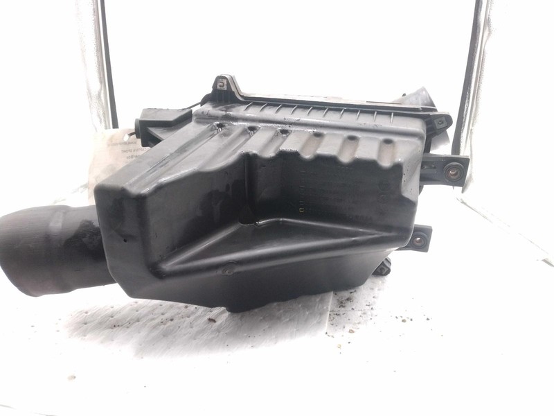 2015 Chevrolet Captiva Sport 2.4L Air Cleaner Assembly OEM Used 124K Miles