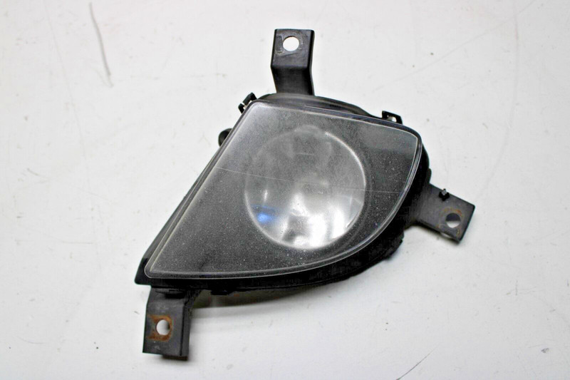 09-11 BMW 328i E90 E91 Front Right Passenger Side Fog Light Lamp 7199894 OEM