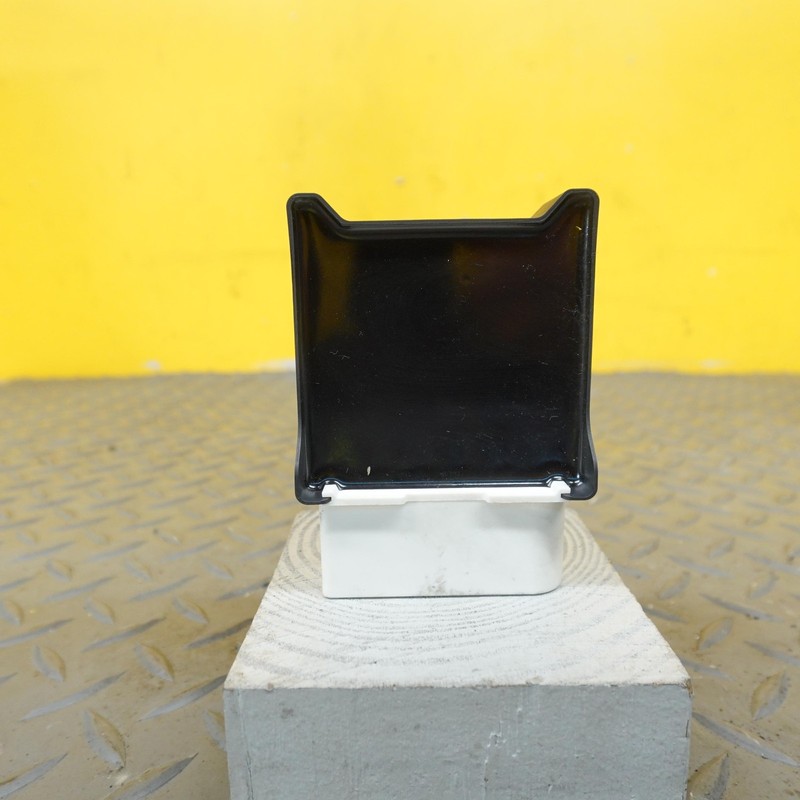 2019-2022 VOLVO XC40 GAS FUEL PUMP COMPUTER CONTROL MODULE UNIT OEM 32203752