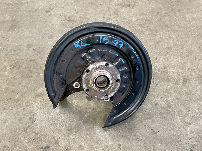 03-07 Bentley Continental GT Rear Left Driver Spindle Knuckle Hub AWD 1577 OEM