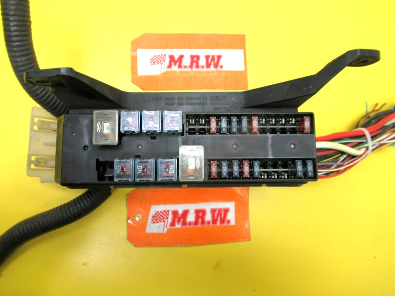 FUSE BOX RELAY PANEL 3.0L ENGINE MOTOR HARNESS PLUG END CAR for 01 NISSAN MAXIMA