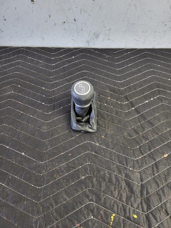 2018-2022 Jeep Wrangler RHD Transfer Case Shifter Knob 2.0L AWD 80k Miles OEM