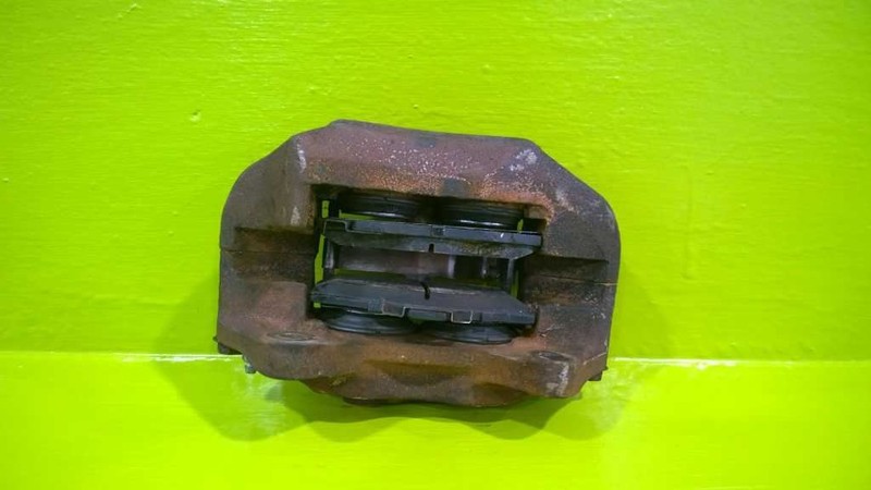 96-04 TACOMA PASSENGER RIGHT FRONT BRAKE CALIPER OEM 2995-38