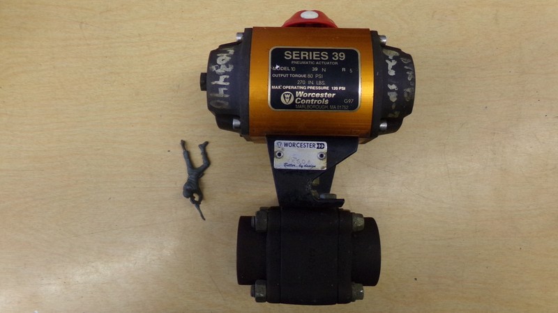 Worcester Series 39 Pneumatic Actuator Model 10 w/ Bracket MK504 A105 1 59 46RTS