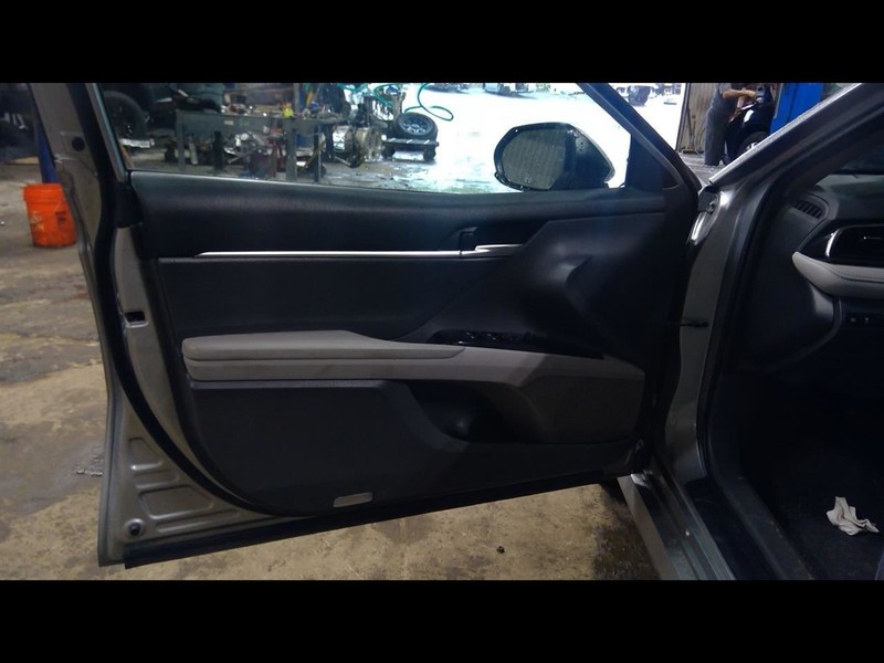 2019 CAMRY Driver Left Front Door Trim Panel 1594493